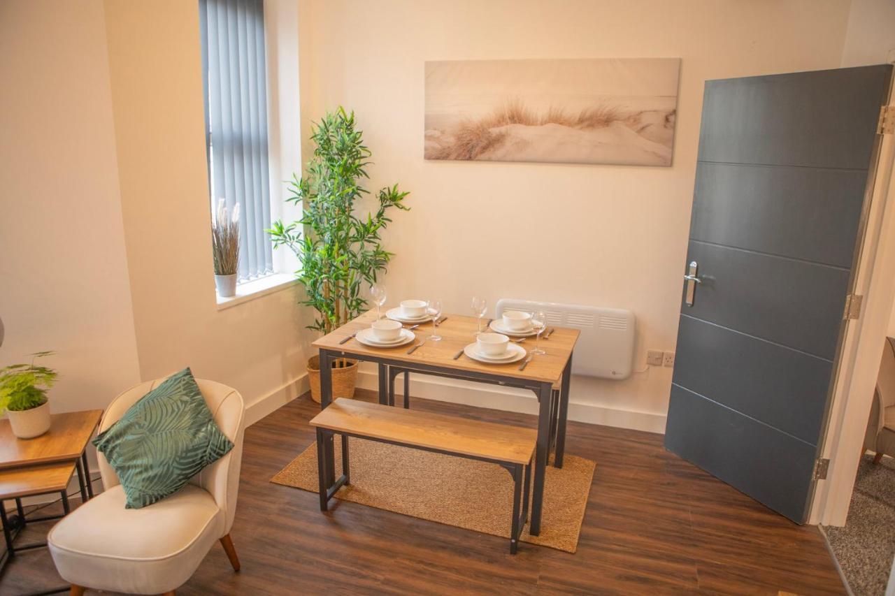 Principality Suites; Three Bed By Property Promise Cardiff Esterno foto