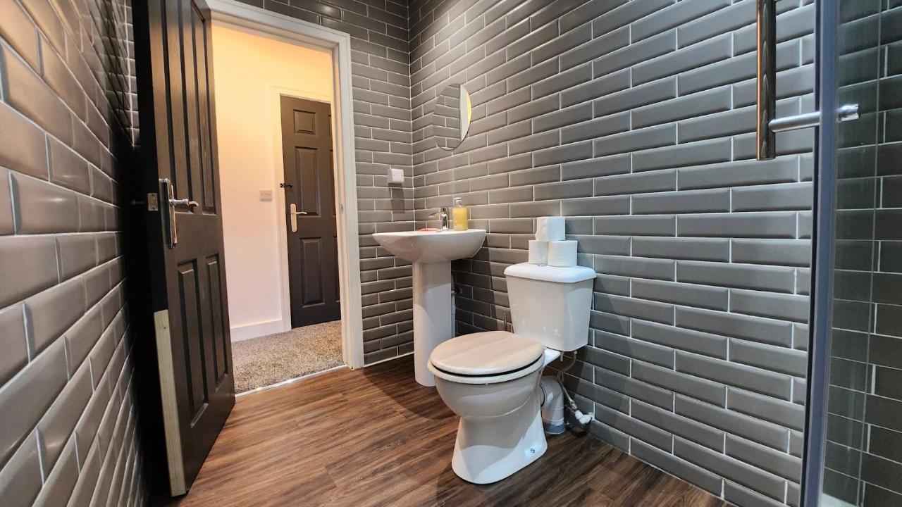 Principality Suites; Three Bed By Property Promise Cardiff Esterno foto