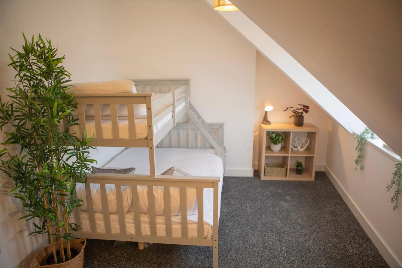 Principality Suites; Three Bed By Property Promise Cardiff Esterno foto