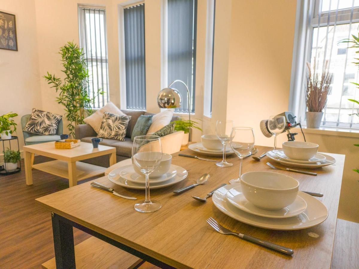 Principality Suites; Three Bed By Property Promise Cardiff Esterno foto