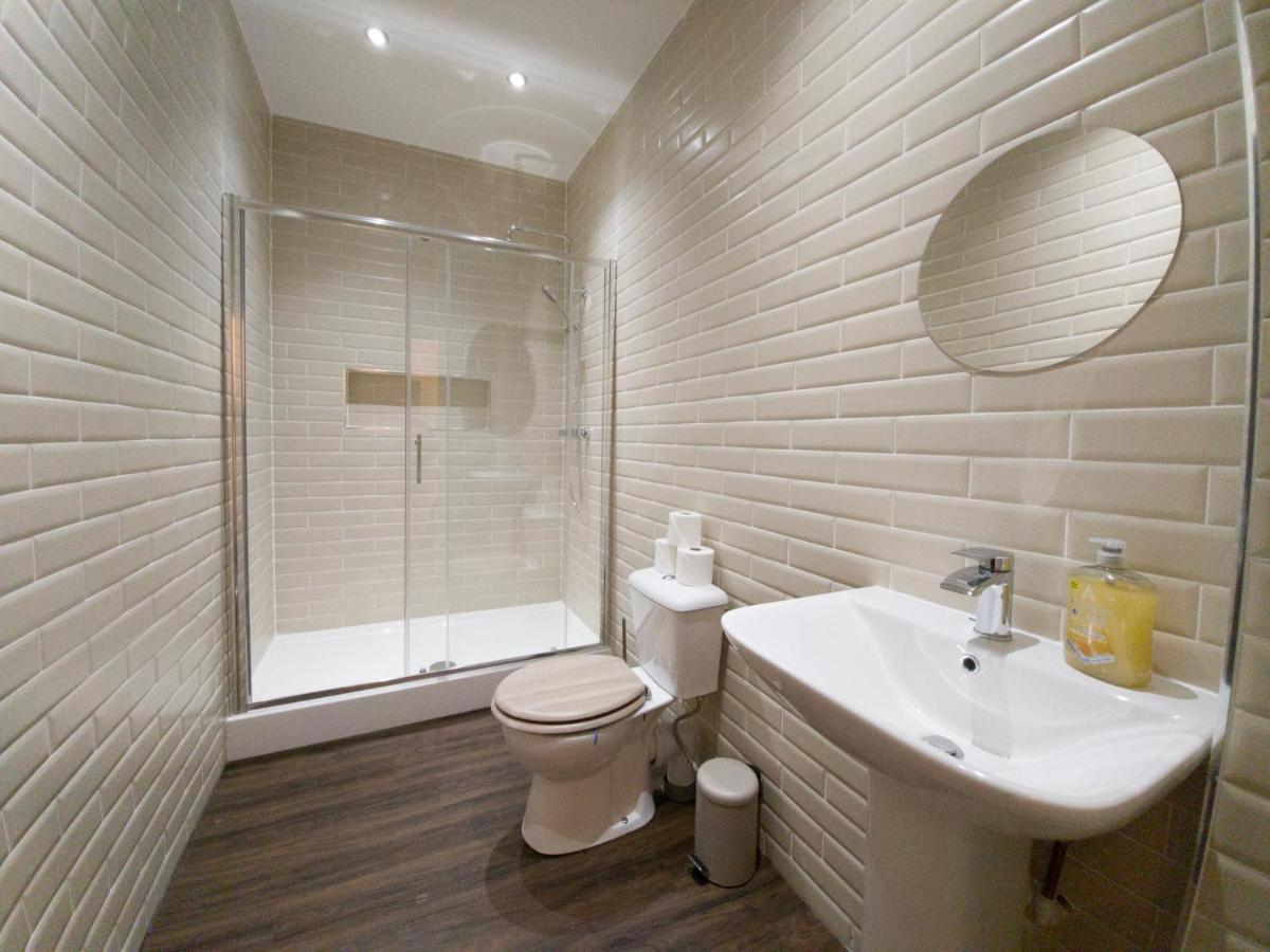 Principality Suites; Three Bed By Property Promise Cardiff Esterno foto